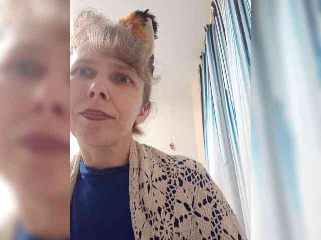 -queen-margo- Live Webcam on BongaCams