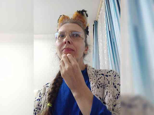 -Queen-Margo- webcam
