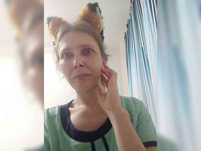 -Queen-Margo- webcam