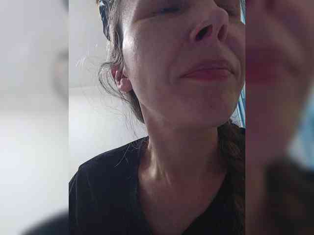 -Queen-Margo- webcam