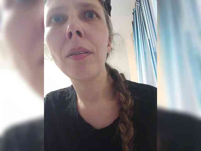 -Queen-Margo- webcam