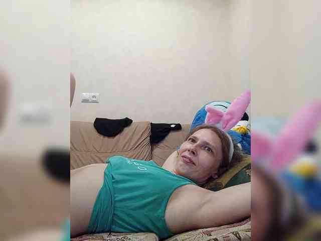 -Queen-Margo- webcam