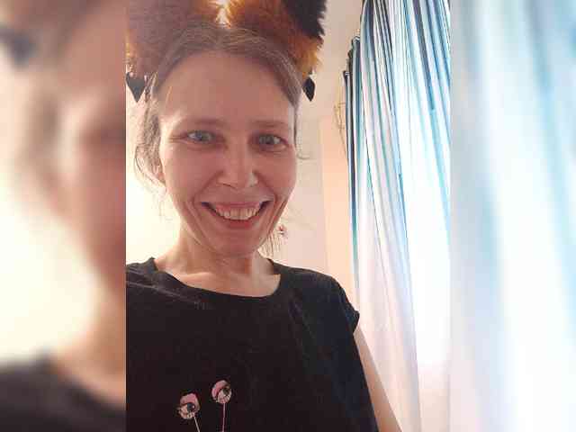 -Queen-Margo- webcam