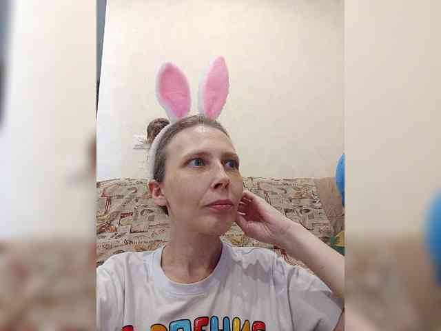 -Queen-Margo- webcam