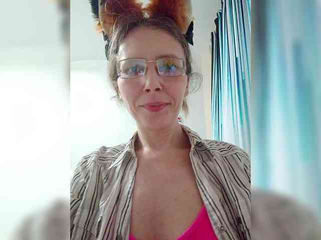 -Queen-Margo- webcam