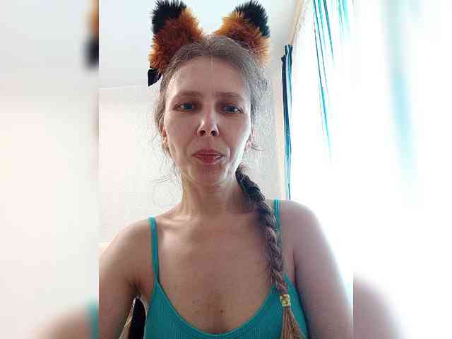 -Queen-Margo- webcam