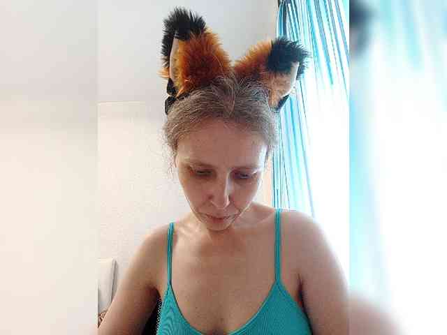 -Queen-Margo- webcam