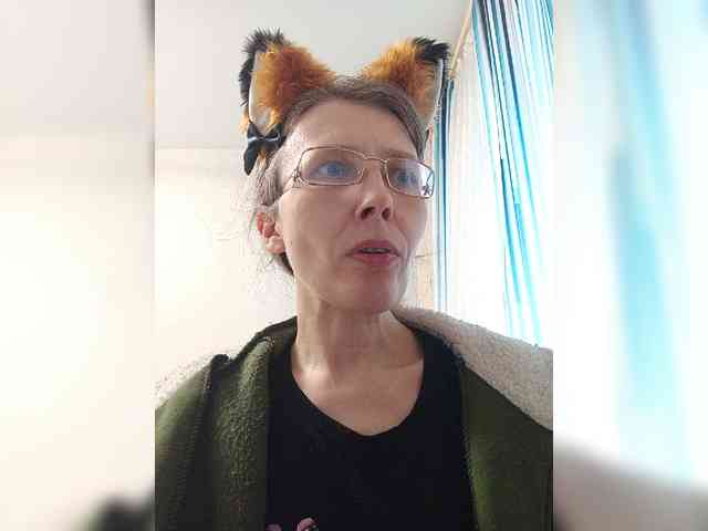 -Queen-Margo- webcam