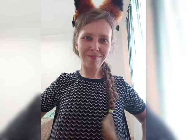 -Queen-Margo- webcam