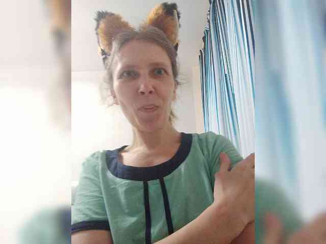 -Queen-Margo- webcam