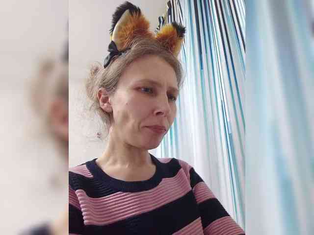 -Queen-Margo- webcam