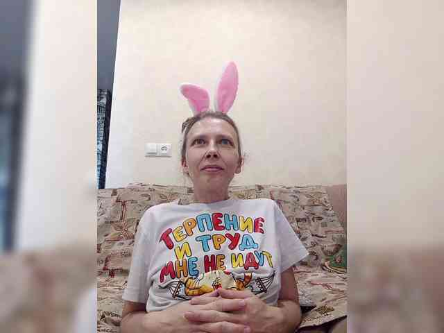 -queen-margo-'s cam show statistics and live stream