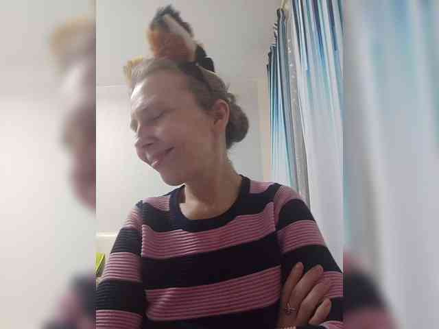 -Queen-Margo- webcam