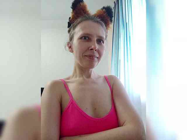 -Queen-Margo- webcam