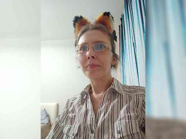 -Queen-Margo- webcam