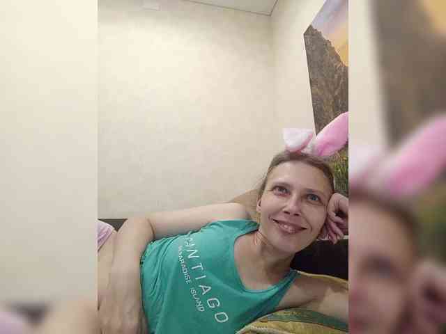 -Queen-Margo- webcam