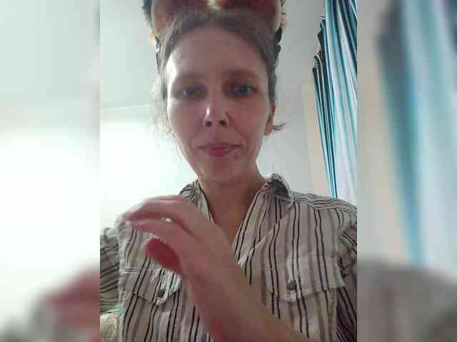 -Queen-Margo- webcam