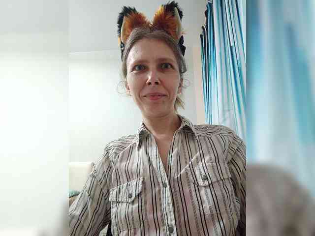 -Queen-Margo- webcam