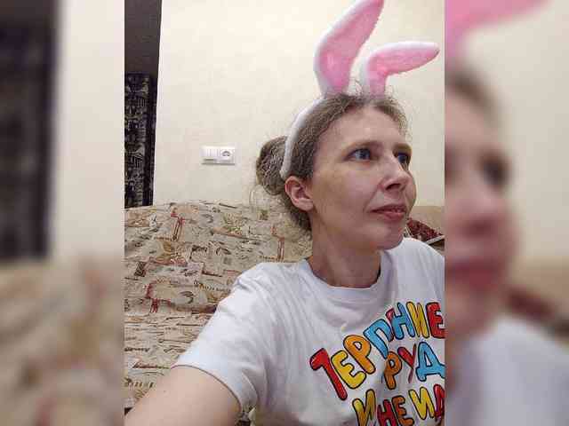 -Queen-Margo- webcam