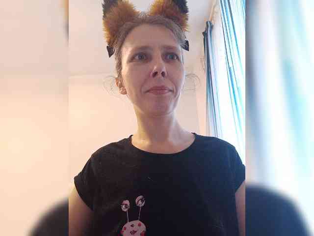 -Queen-Margo- webcam