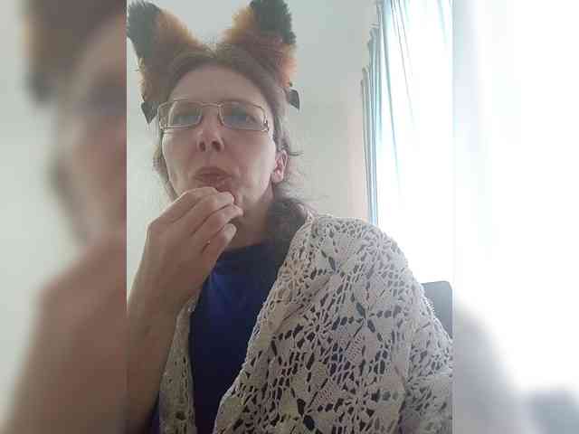 -Queen-Margo- webcam
