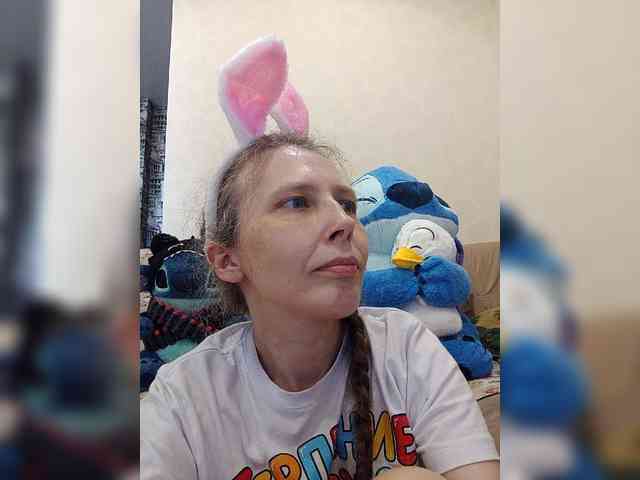 -Queen-Margo- webcam