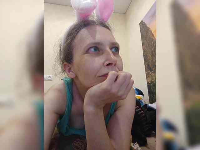 -Queen-Margo- webcam