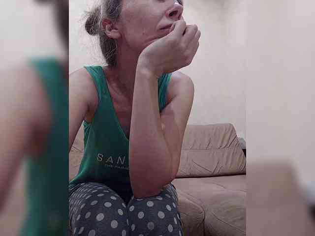 -Queen-Margo- webcam