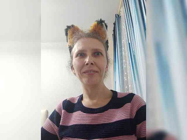 -Queen-Margo- webcam