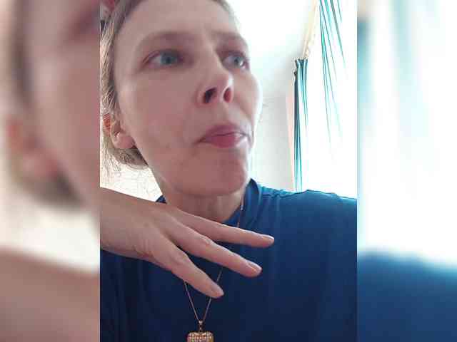 -Queen-Margo- webcam