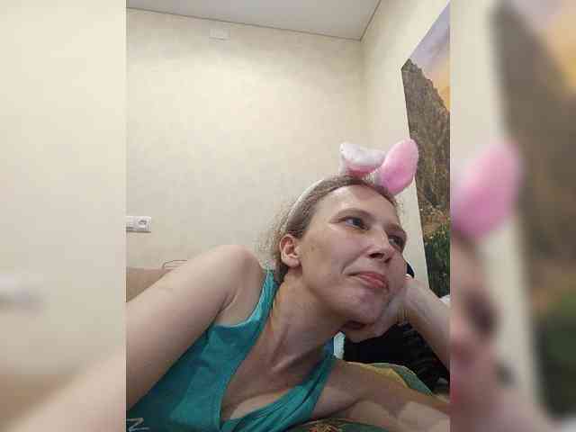 -Queen-Margo- webcam