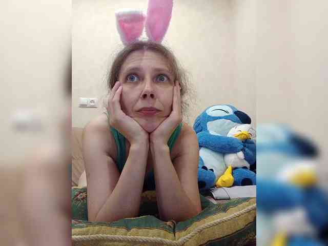 -Queen-Margo- webcam