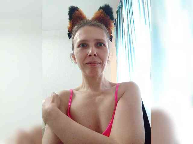 -Queen-Margo- webcam