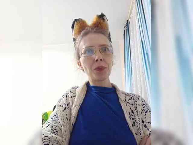 -Queen-Margo- webcam