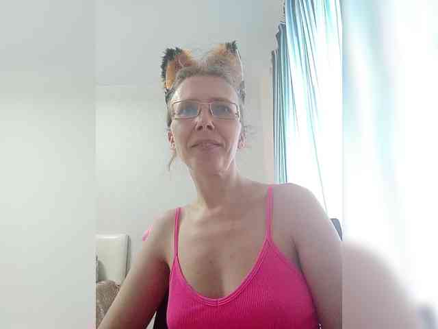 -Queen-Margo- webcam