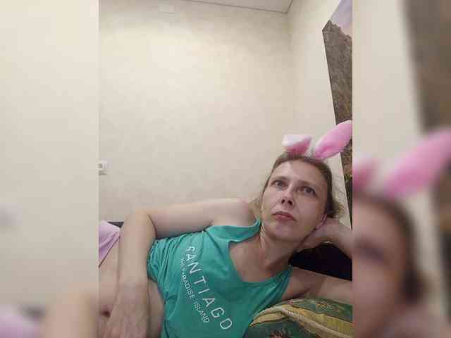 -Queen-Margo- webcam