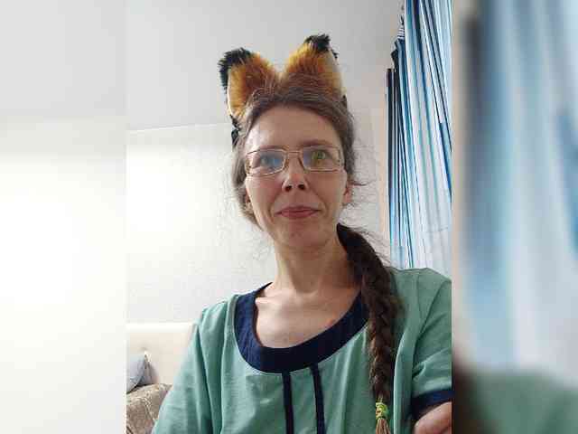 -Queen-Margo- webcam