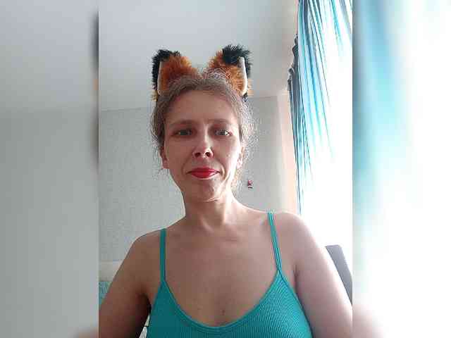 -Queen-Margo- webcam