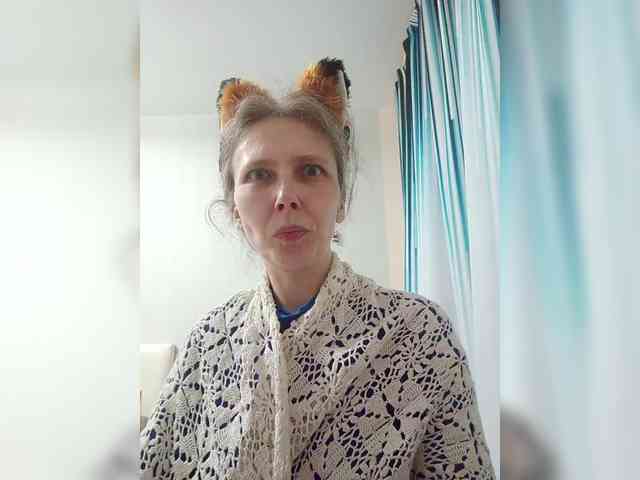 -Queen-Margo- webcam