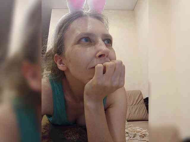 -Queen-Margo- webcam