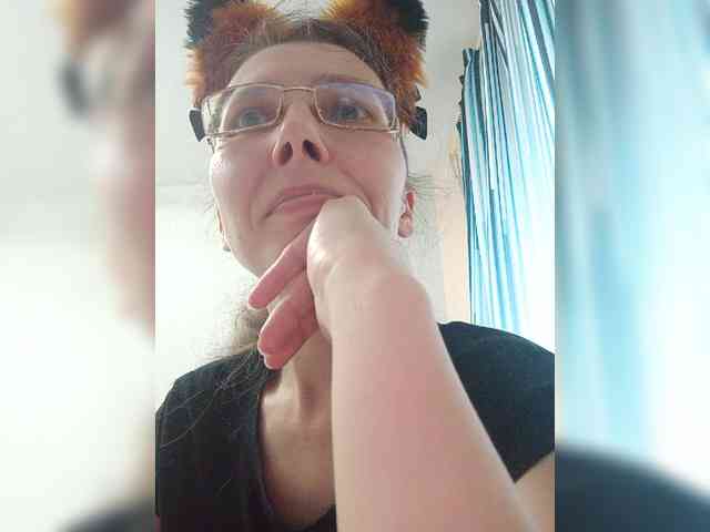 -Queen-Margo- webcam