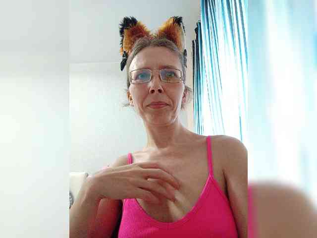 -queen-margo- -queen-margo-