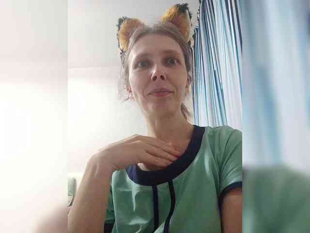 -Queen-Margo- webcam