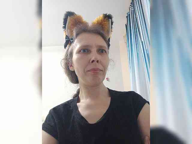 -Queen-Margo- webcam