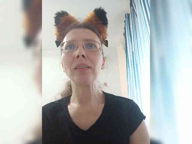 -Queen-Margo- webcam