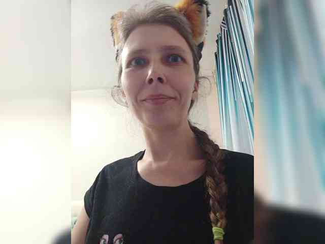 -Queen-Margo- webcam