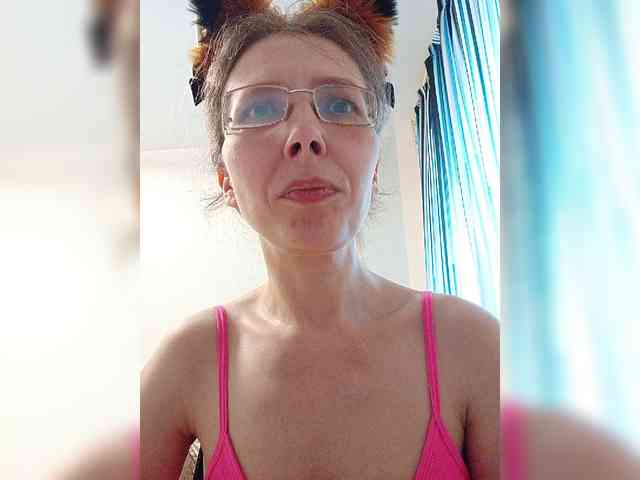-Queen-Margo- webcam