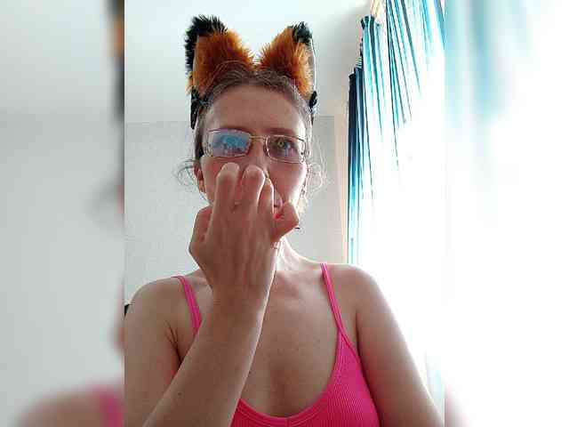 -Queen-Margo- webcam