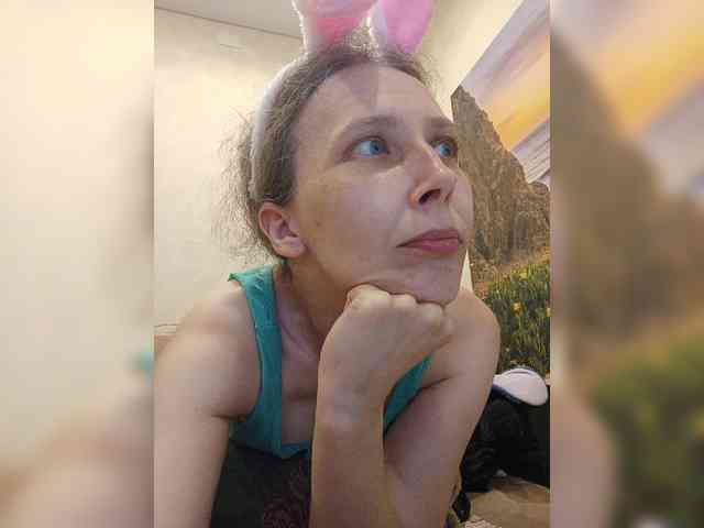 -Queen-Margo- webcam