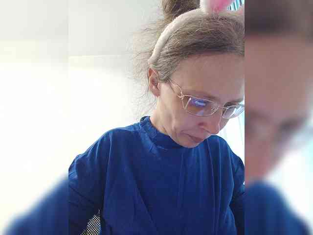 -queen-margo- Live Webcam on BongaCams